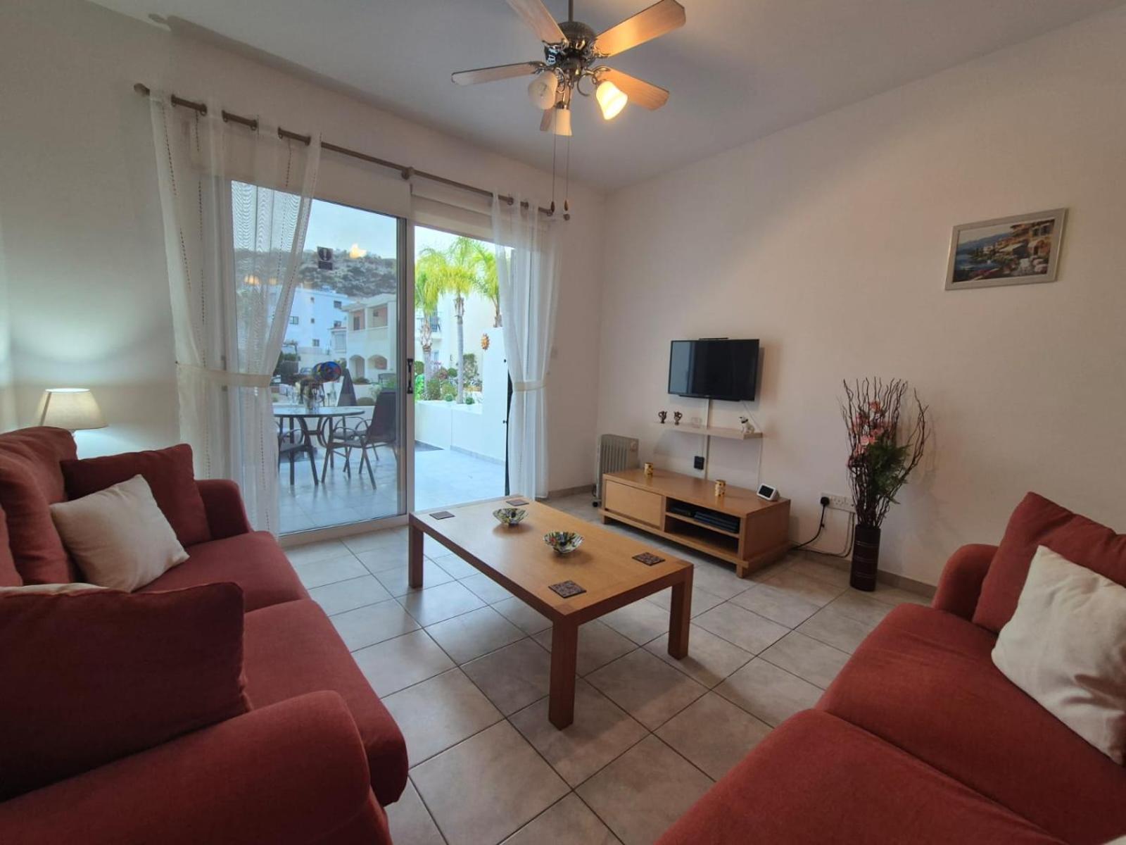 2 Bedroom Townhouse Lower Peyia Paphos Cyprus Exterior foto